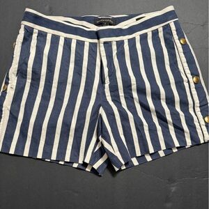 Banana Republic shorts - side button detailing